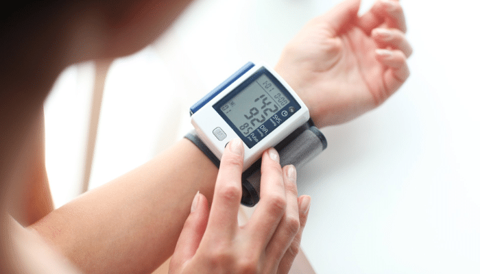 Blood Pressure Monitoring by Cell Phone: Samsung and Apple Watch